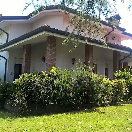 Amy&julie Bed & Breakfast 3*