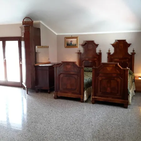 Bed & Breakfast Amy E Julie 3*