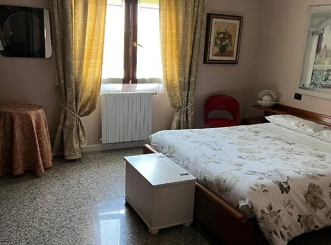 Amy&julie Bed & Breakfast 3*